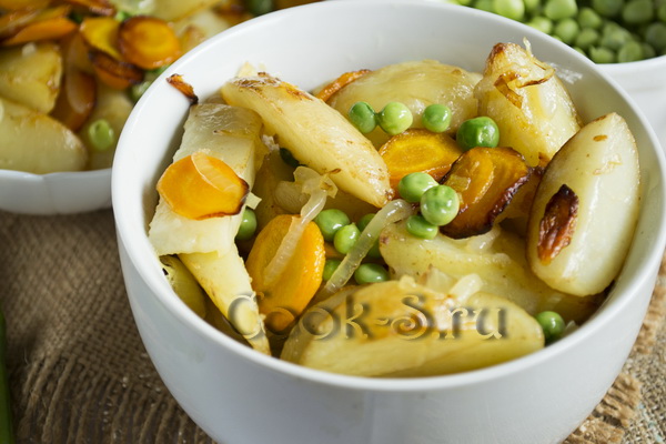 жареный картофель с овощами