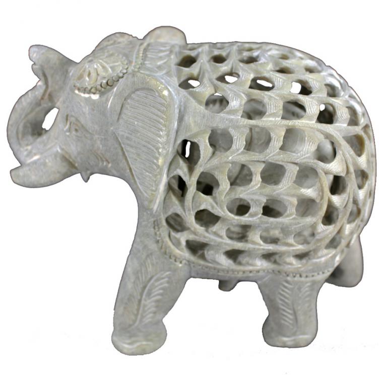 Священные индийские животные в работах мастеров: фигурки слонов из камня и дерева, фото № 8