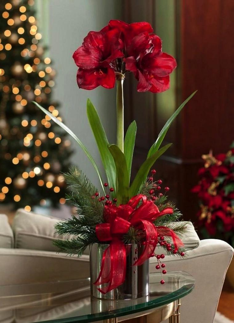 Нежные цветы на колючих ветках: необычные украшения новогодних ёлок, фото № 10
