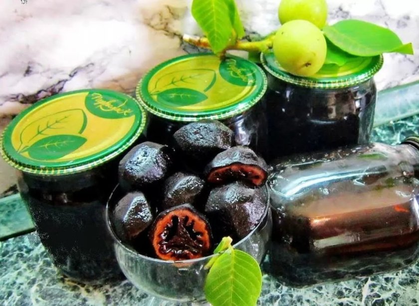 Варенье из зелёных грецких орехов