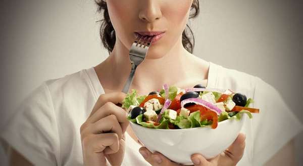 Полезные советы по приготовления овощных салатов Фото