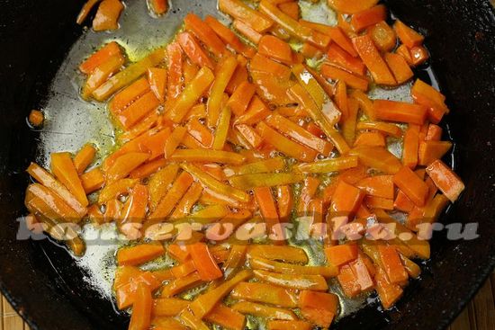 морковь обжарить